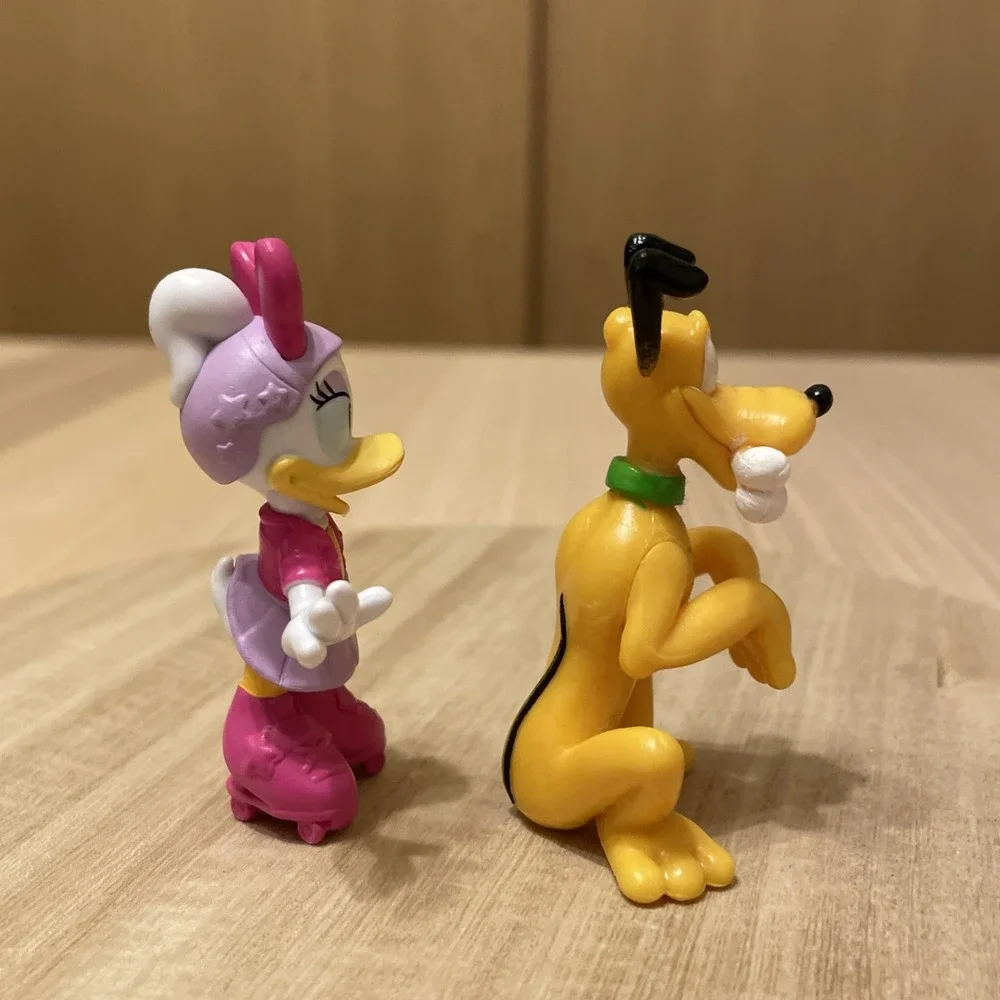 Disney Daisy Duck Purple Skirt Roller Skates & Pluto PVC Figure Lot Mickey Club